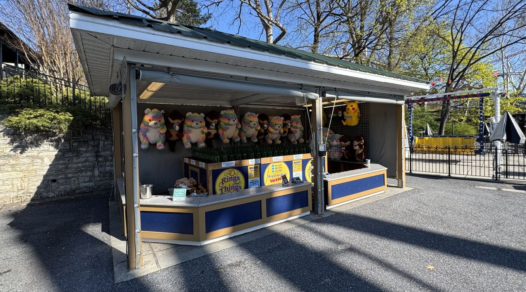 Land a ring on a bottle and win a prize!