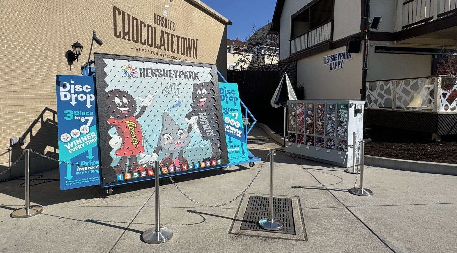 Disc Drop game in Chocolatetown at Hersheypark