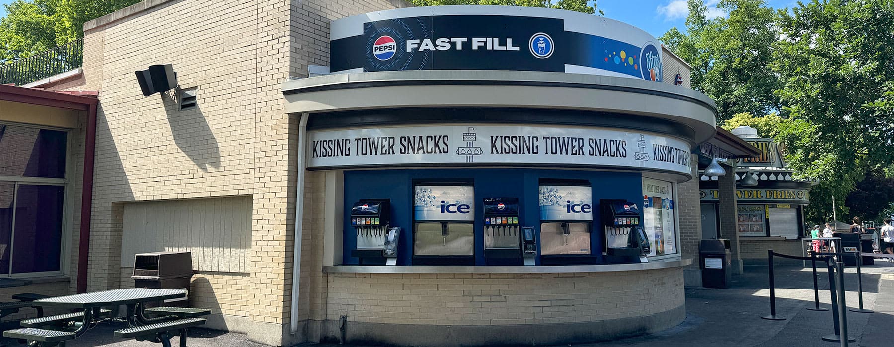 Kissing Tower Snacks food stand at Hersheypark