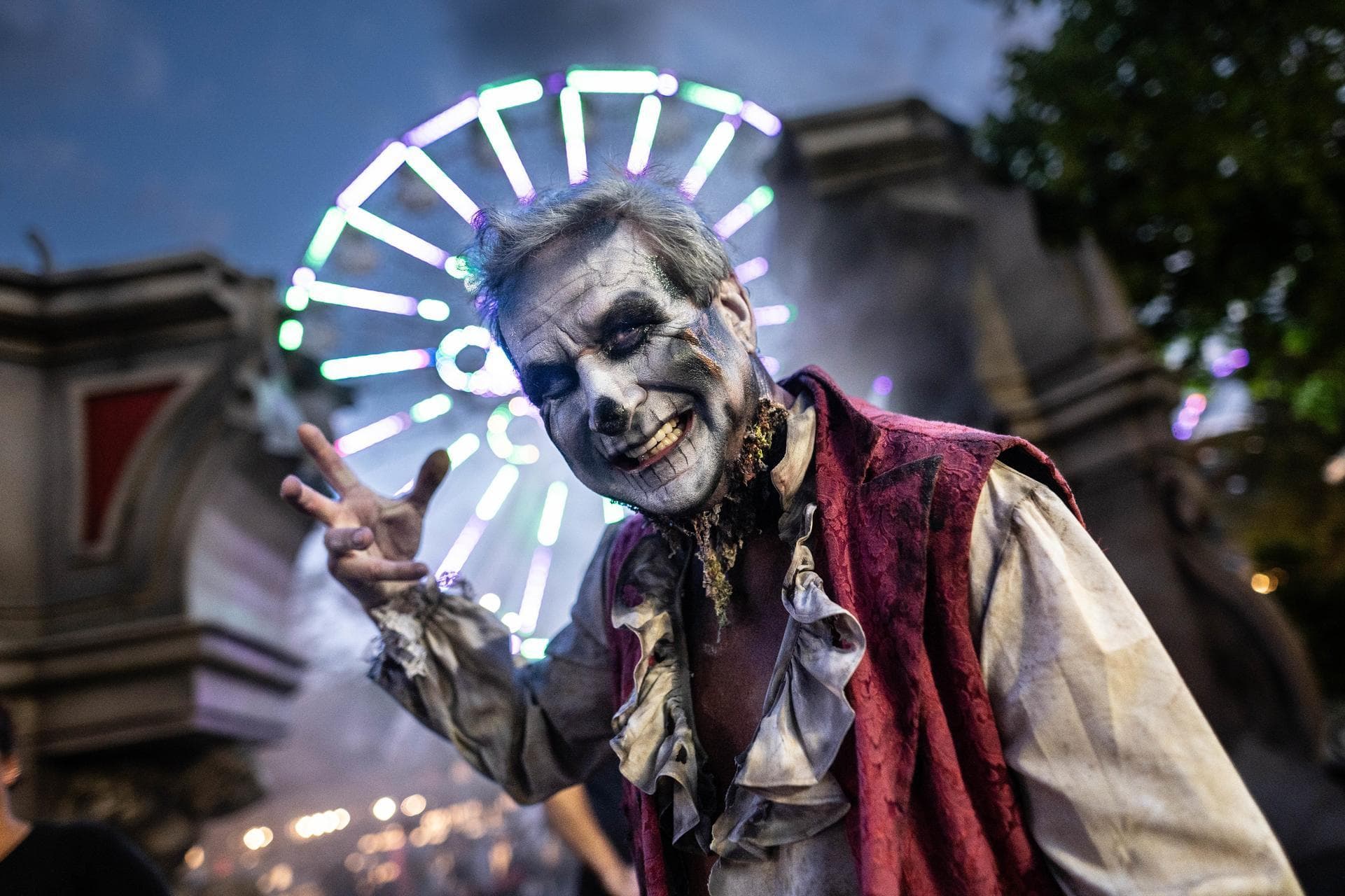 24.HP.Halloween.AvenueoftheAfterlife.Character.jpg