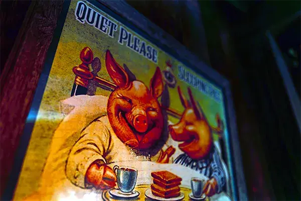 auntie mortems signage