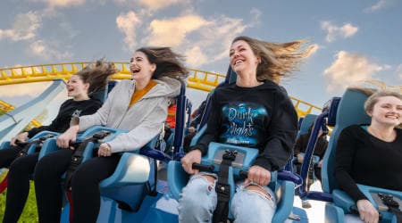 Girls on Skyrush