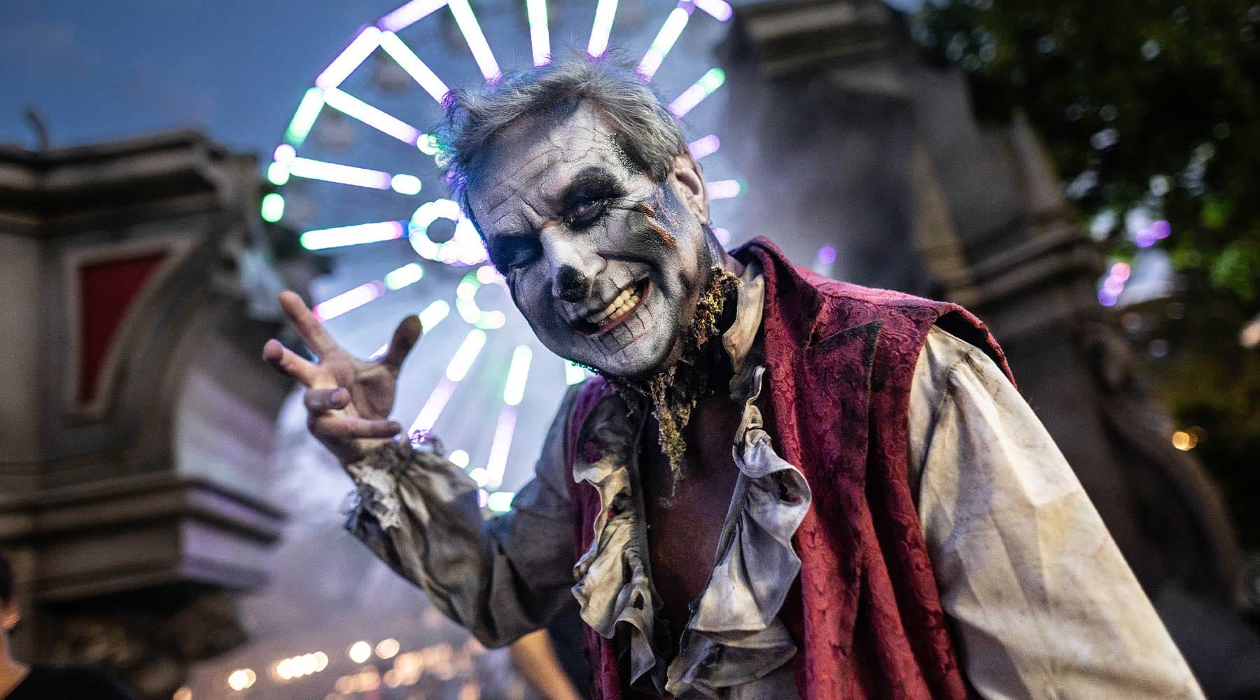 Performer at the Avenue of Afterlife