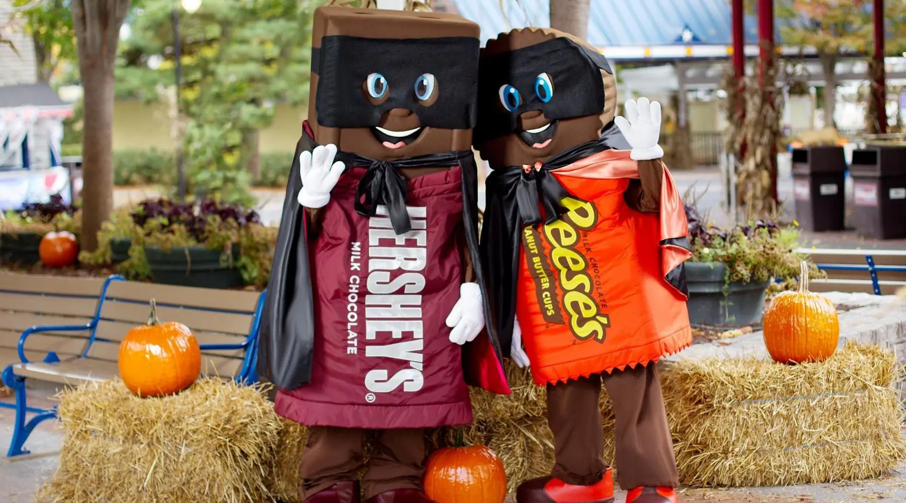 Hersh and Reese in Halloween Costumes